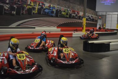 Save $2 Reservation for 2 Races (Ages 8-12, Mon-Thu)